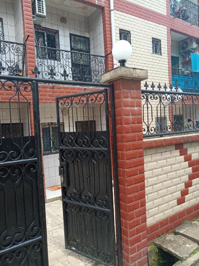 Hotel Ange Raphael Douala Exteriér fotografie
